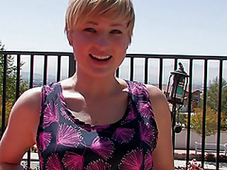 Summer dress and a short blonde hair of Nora Skyy seduce this guy