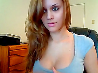 Sexy and beautiful blonde teen slut gets horny while she chats on the internet